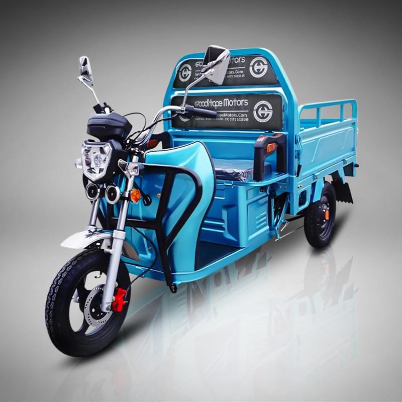 Electric Cargo Van & Pickup Van fornt left side